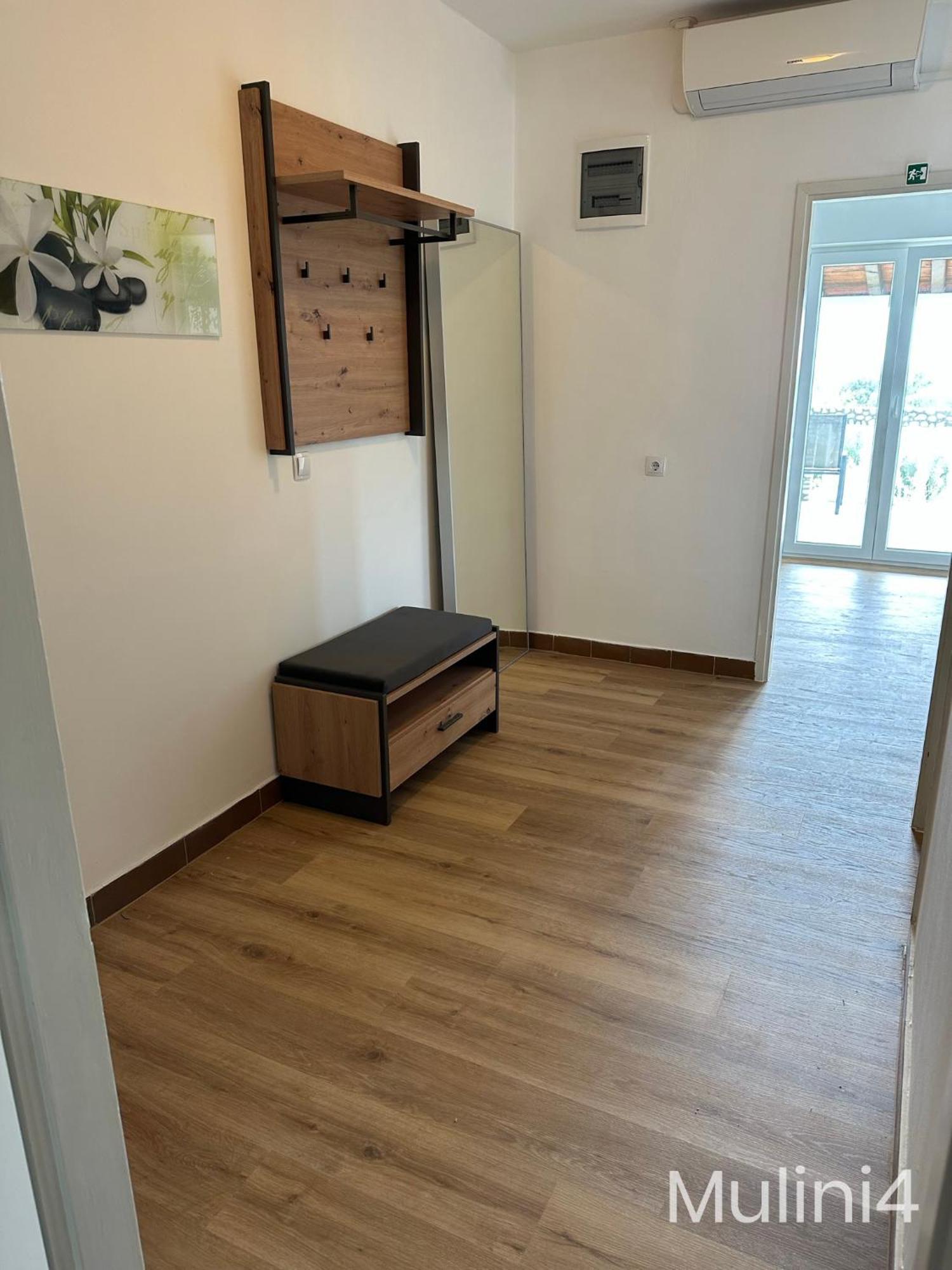 Vala Apartments Ровин Екстериор снимка