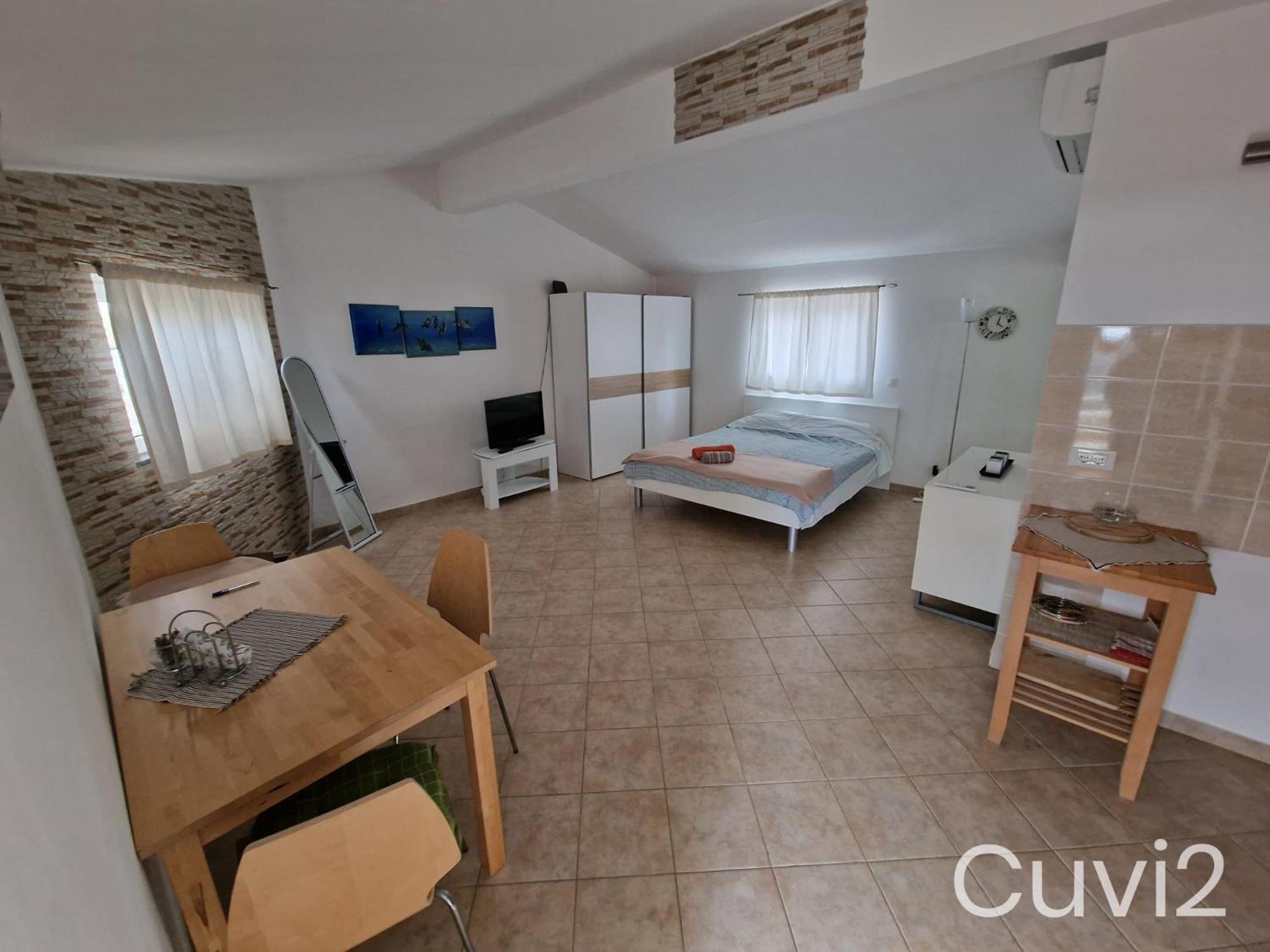 Vala Apartments Ровин Екстериор снимка